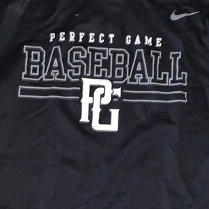 Nike Perfect Game long sleeved dry fit size L